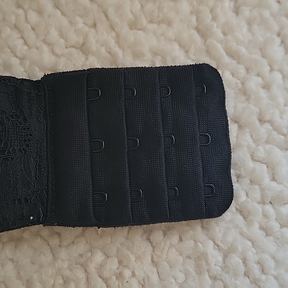 Victoria's Secret Black Strapless Bra - Picture 2 of 5